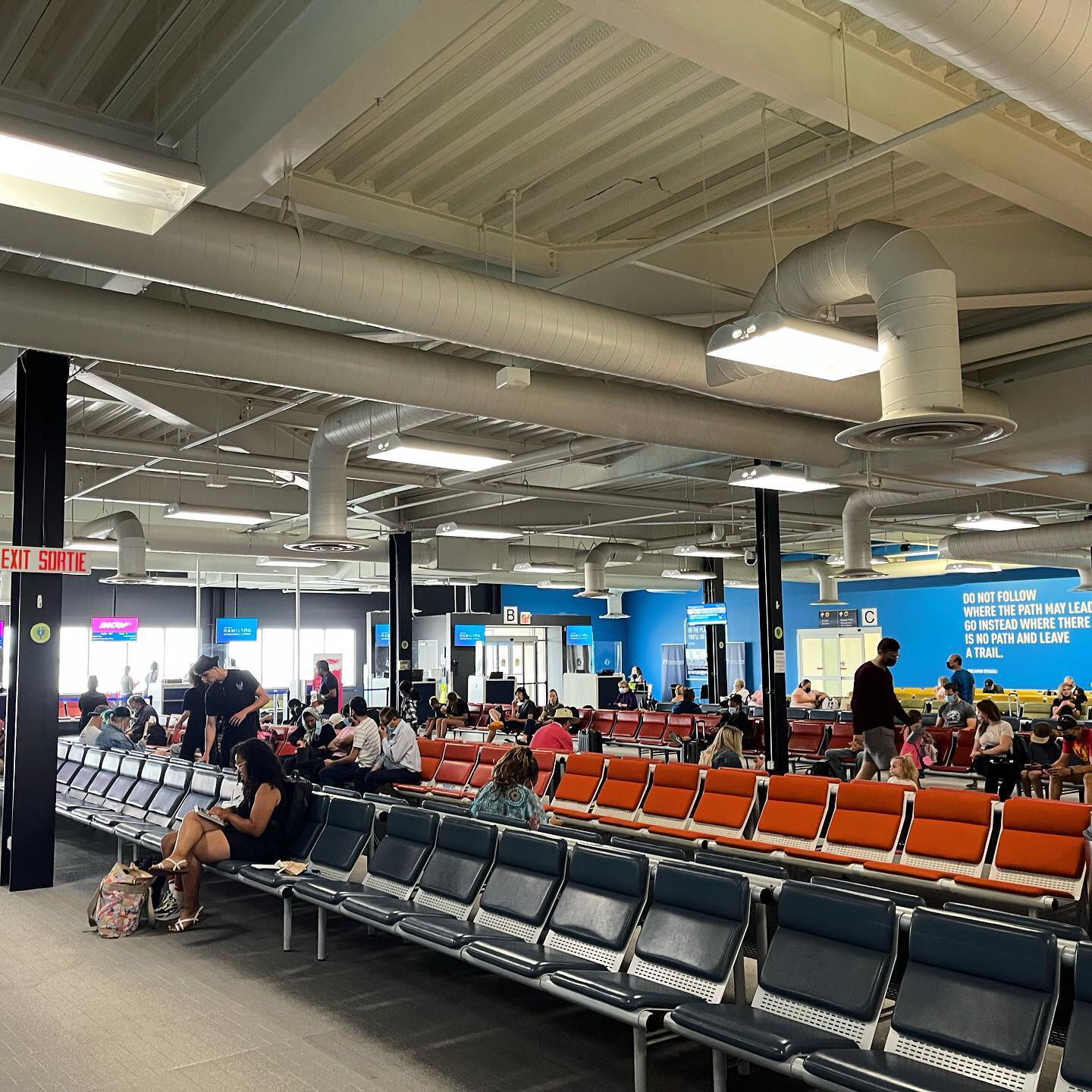Biluthyrning i Hamilton Airport