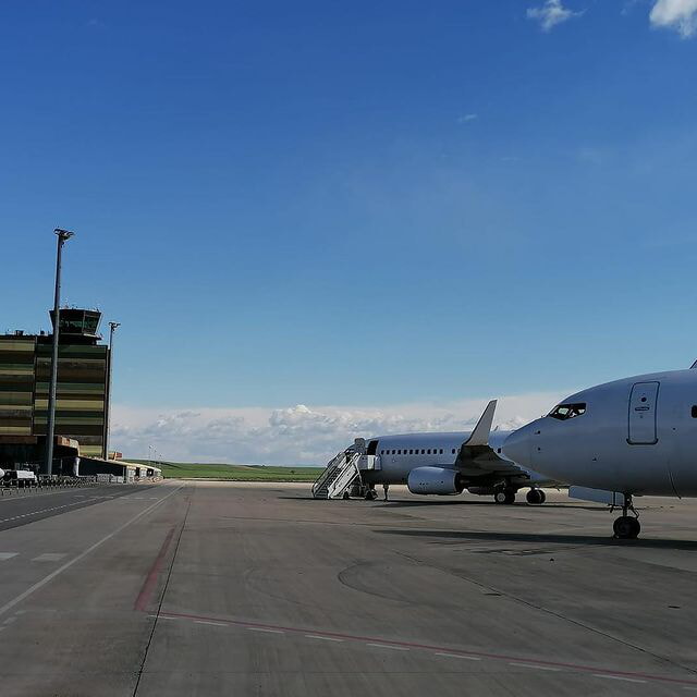 Leiebil Lleida Flyplass