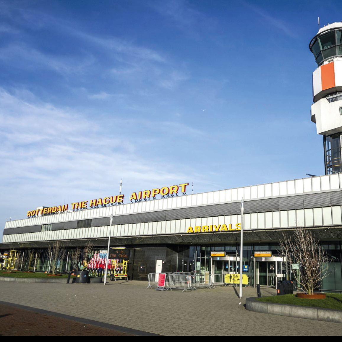 Autopůjčovna letiště v Rotterdamu