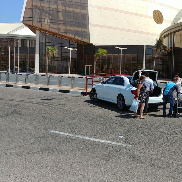 Sharm El Sheikhi lennujaam Autorent