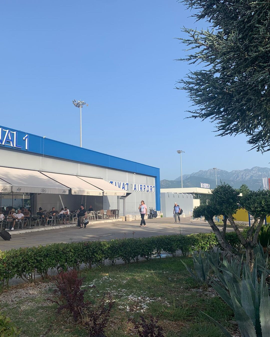 Noleggio auto Aeroporto di Tivat